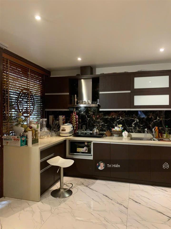 Cho thuê nhà riêng ngõ phan chu trinh 80m2 x 5 tầng, mt 6,5m, nguyên căn, gần mp.  0974 557 ***