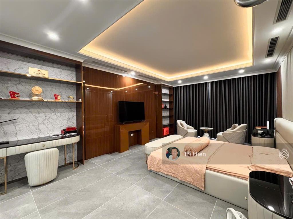 Cho thuê nhà riêng phố hồng hà 80m2 x 7 tầng, mt 5m, thang máy, thông sàn, nguyên căn. giá 42tr