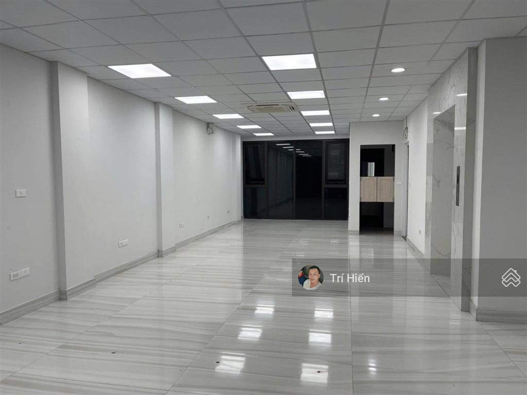 Cho thuê nhà mp kim mã 65m2 x 7 tầng, mt 8m, thông sàn, nguyên căn, đoạn đẹp.  0974 557 ***