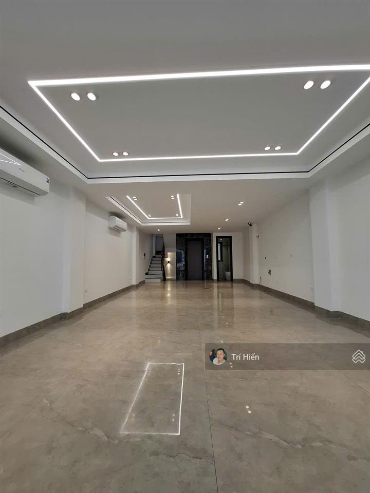 Cho thuê nhà liền kề phố hồng tiến 80m2 x 6 tầng, mt 5m, nhà mới, thang máy.  0974 557 ***