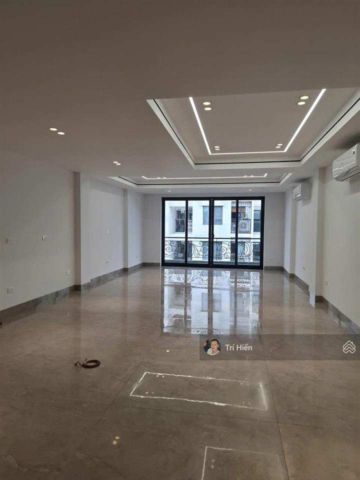 Cho thuê nhà liền kề phố hồng tiến 80m2 x 6 tầng, mt 5m, nhà mới, thang máy.  0974 557 ***