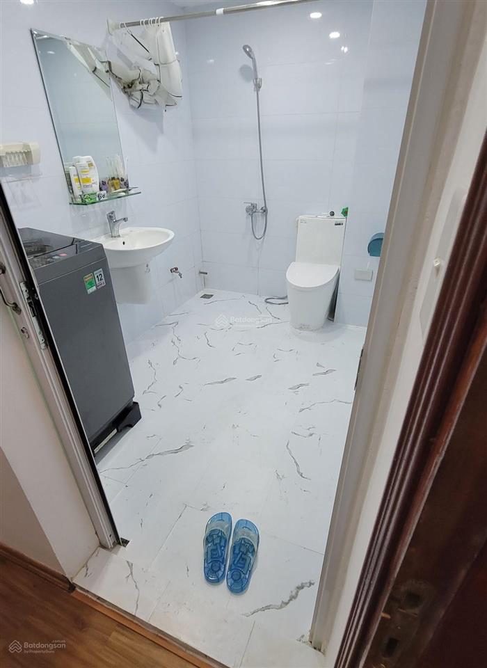 Căn hộ phố trần quốc toản 45m2, full đồ, thang máy, nội thất đẹp, 1pn, 1pk. giá 9tr/tháng