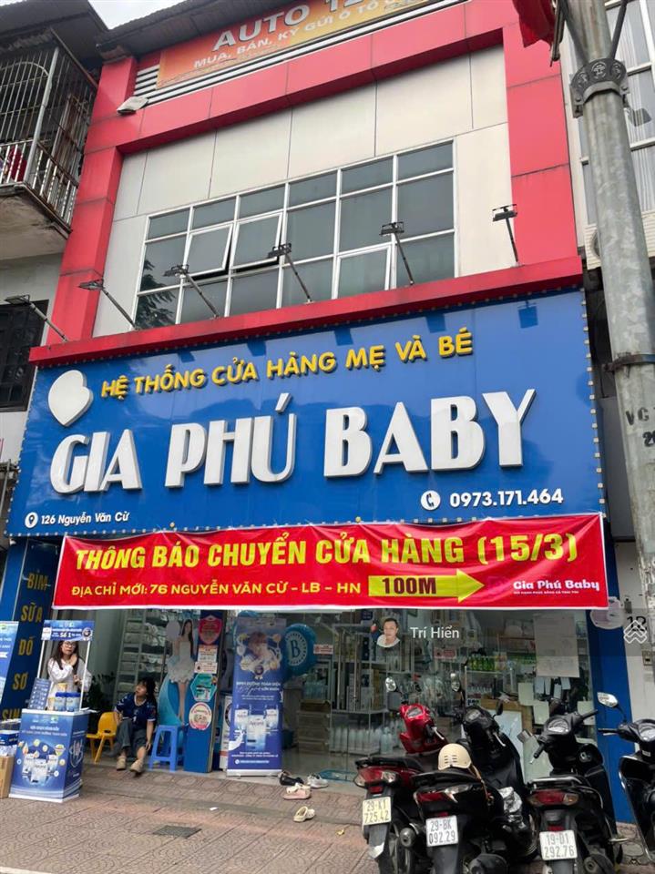 Cho thuê nhà mp nguyễn văn cừ 130m2 x 3 tầng, mt 8m, thông sàn, nguyên căn.  0974 557 ***