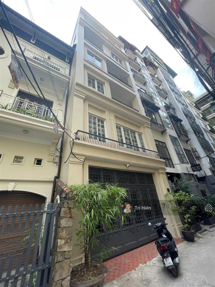 Cho thuê nhà phố phạm huy thông 80m2 x 5 tầng, mt 6m, riêng biệt, gần hồ ngọc khánh. giá 33tr/th