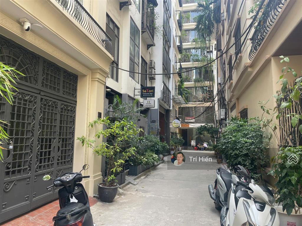 Cho thuê nhà phố phạm huy thông 80m2 x 5 tầng, mt 6m, riêng biệt, gần hồ ngọc khánh. giá 33tr/th