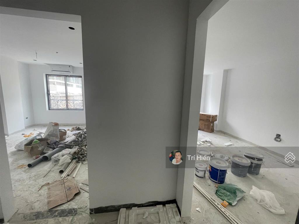 Cho thuê nhà phố nguyên hồng 100m2 x 7 tầng, mt 8m, nhà mới xây, full đồ, chia 17p khép kín.
