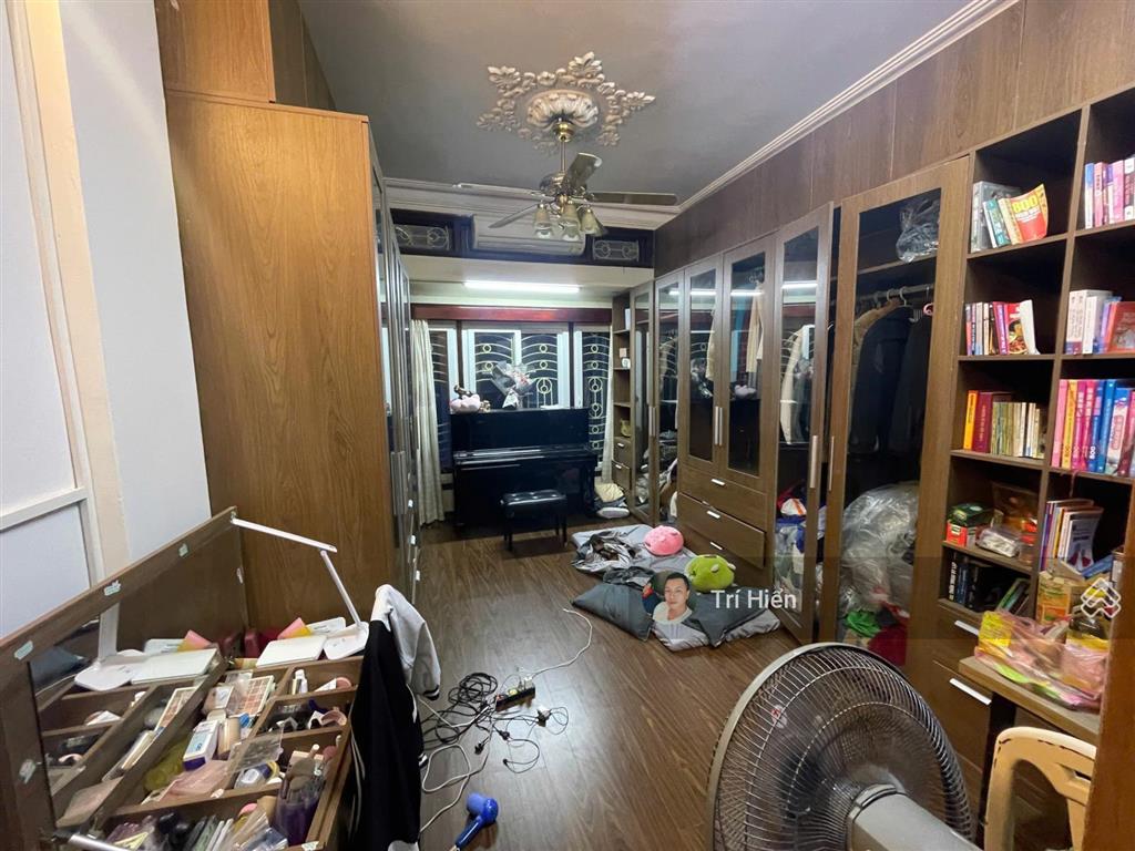 Bán nhà phố nguyễn đình chiểu 54m2 xây 5,5 tầng, mt 3,7m, nhà mới, thang máy, ngõ rộng, gần phố.