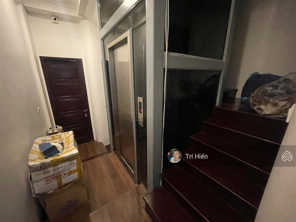 Bán nhà phố nguyễn đình chiểu 54m2 xây 5,5 tầng, mt 3,7m, nhà mới, thang máy, ngõ rộng, gần phố.