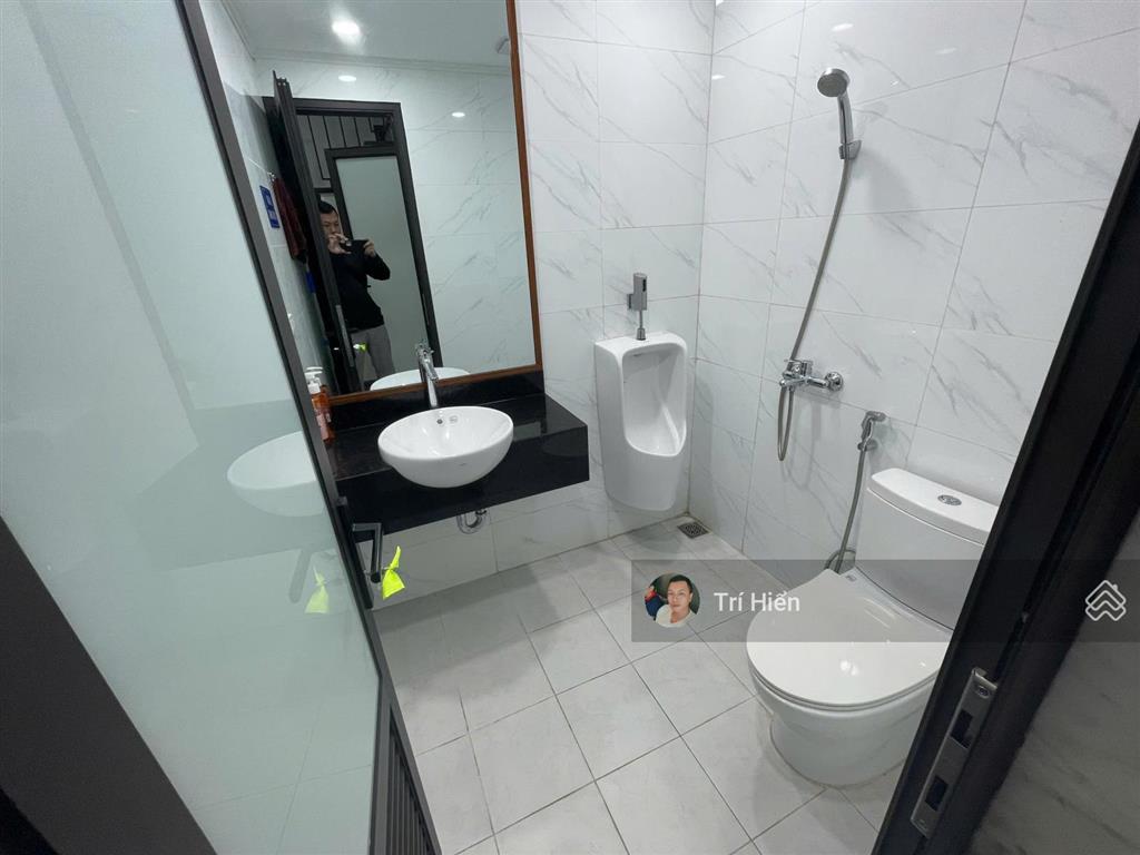 Cho thuê nhà mặt phố nguyễn đình chiểu 60m2 x 7,5 tầng, mt 4,5m, thang máy, pccc, nguyên căn