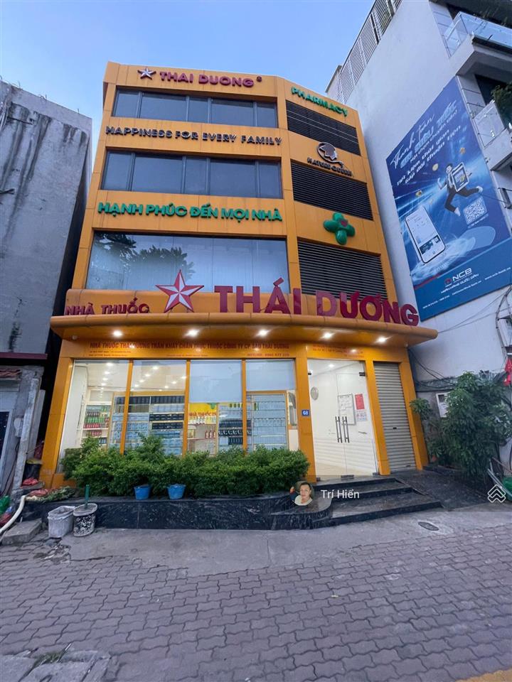 Cho thuê nhà mp trần khát chân 240m² x 4 tầng, mt 9m, thông sàn, nguyên căn.  0974 557 ***