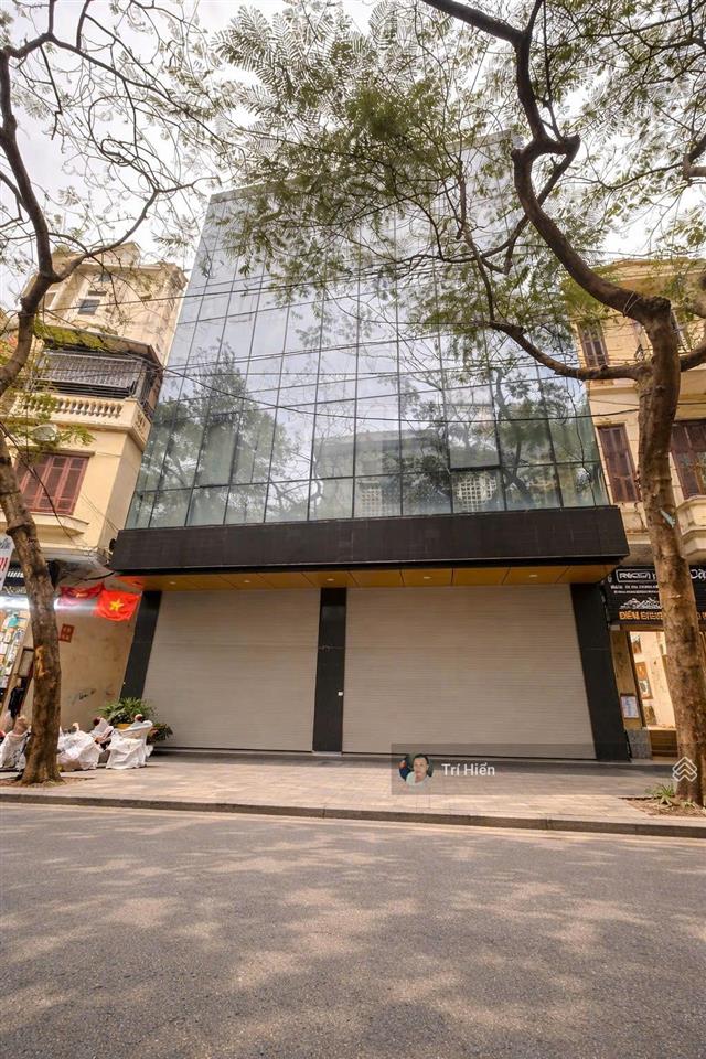 Cho thuê sàn vp mặt phố hoa lư 90m2, mt 9m, điều hòa, thang máy, pccc. giá 16 triệu/tháng