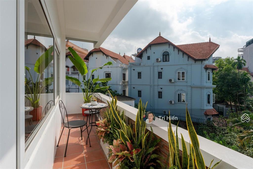 Căn hộ ngõ 275 âu cơ 40m2, full nội thất, 1pn, có ban công, bếp, view thoáng. giá 10tr/tháng