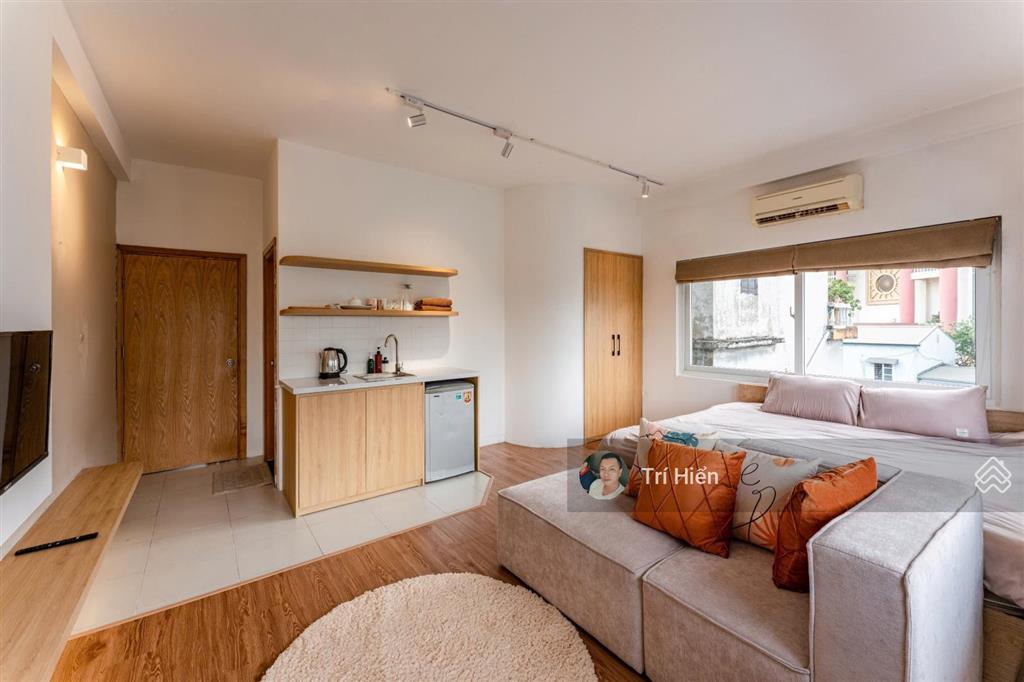 Căn hộ ngõ 275 âu cơ 40m2, full nội thất, 1pn, có ban công, bếp, view thoáng. giá 10tr/tháng