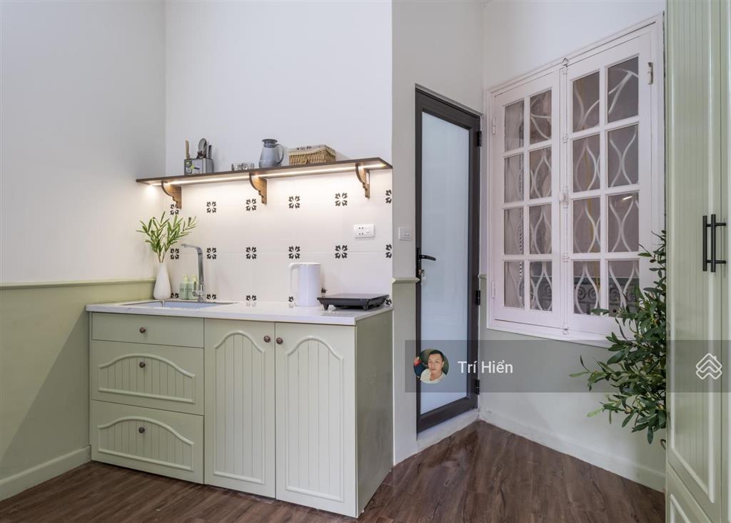Căn hộ phố hàng cháo 30m2, full nội thất, 1pn, có thang máy, bếp, khóa riêng. giá 8,5tr/tháng