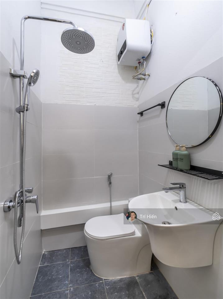Căn hộ phố hàng cháo 30m2, full nội thất, 1pn, có thang máy, bếp, khóa riêng. giá 8,5tr/tháng