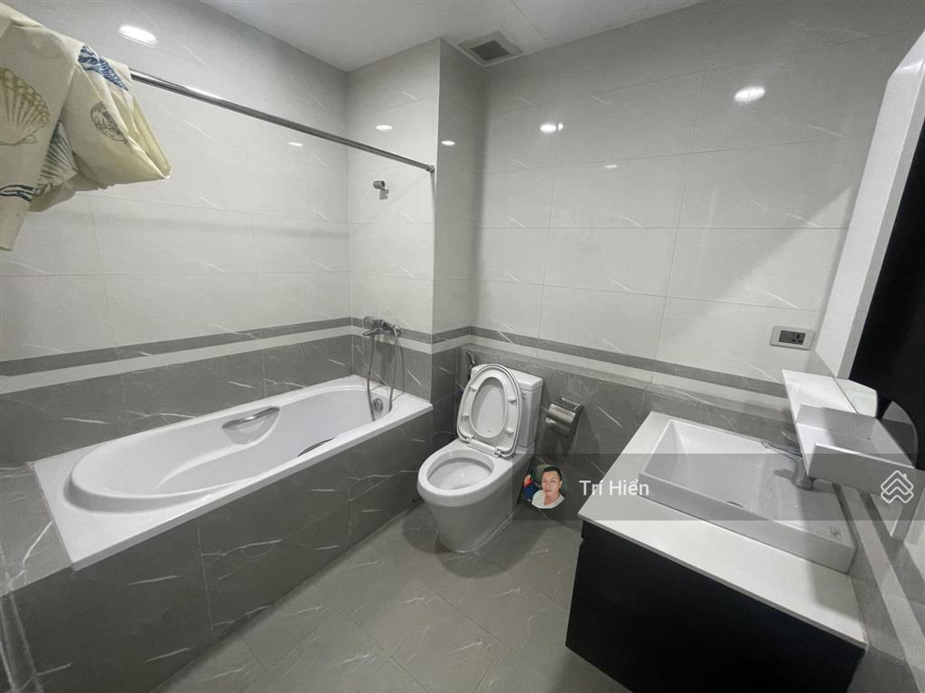 Căn hộ phố châu long 40  50m2, full đồ, thang máy, vị trí cực đẹp, nhà mới. giá 9tr/tháng
