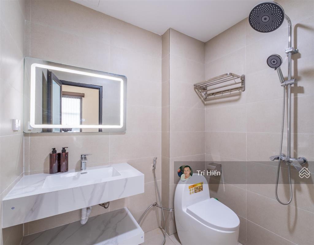 Căn hộ phố võng thị 35m2, full nội thất, 1pn, có thang máy, bếp, khóa riêng. giá 7,9tr/tháng