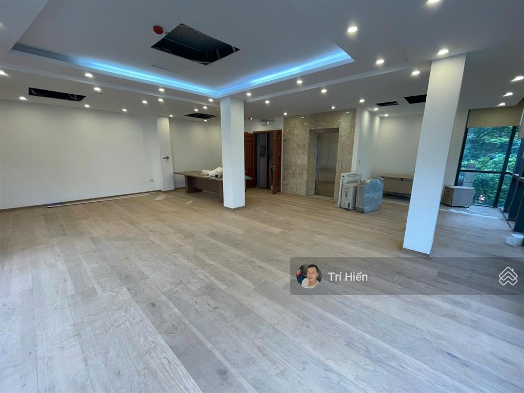 Cho thuê nhà mặt phố hồng tiến 50m2 x 7 tầng, mt 6,2m, thông sàn, thang máy, nguyên căn giá 45tr