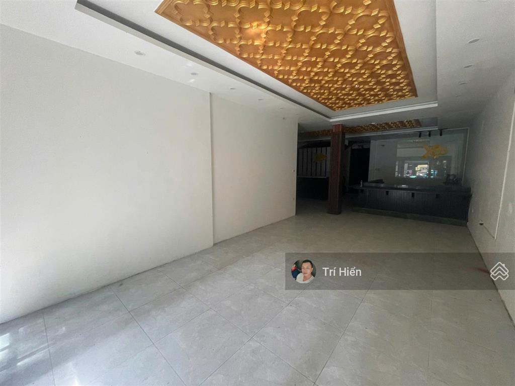 Cho thuê nhà mặt phố hàng bún 160m2 x 4 tầng, mt 8m, thông sàn, nguyên căn, đoạn đẹp. giá 150tr