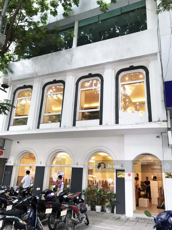 Cho thuê nhà mp trần thái tông 100m2 x 3 tầng, mt 12m, thông sàn, nguyên căn, đoạn đẹp phố.