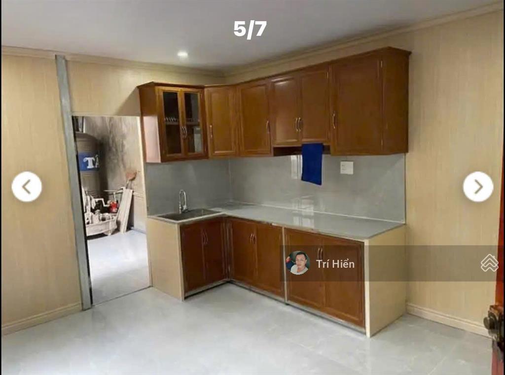 Cho thuê nhà phố hàng chuối 45m2 x 3 tầng, mt 4m, nguyên căn, có điều hòa. giá 15tr/tháng