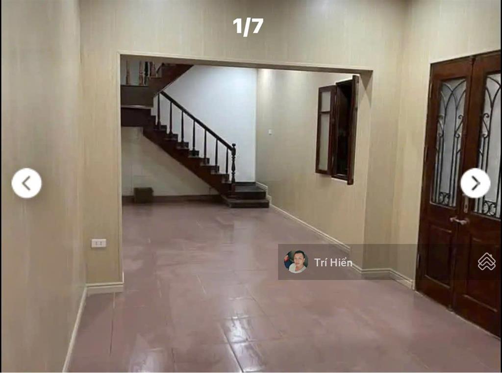 Cho thuê nhà phố hàng chuối 45m2 x 3 tầng, mt 4m, nguyên căn, có điều hòa. giá 15tr/tháng