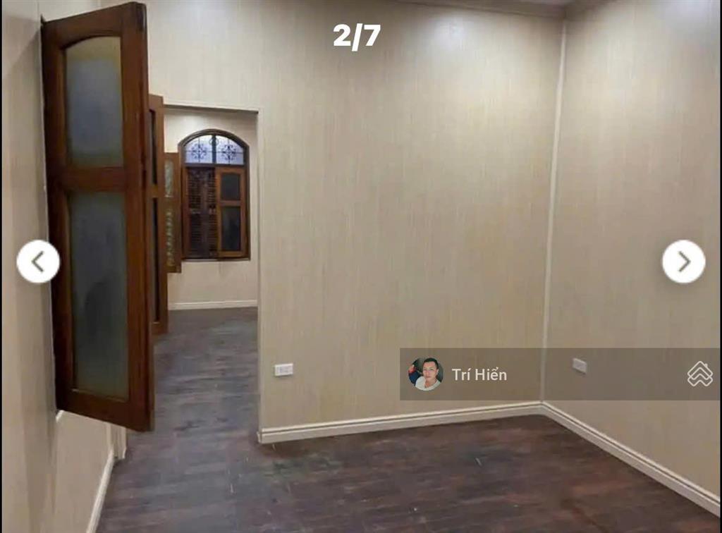 Cho thuê nhà phố hàng chuối 45m2 x 3 tầng, mt 4m, nguyên căn, có điều hòa. giá 15tr/tháng