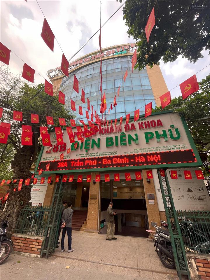 Cho thuê nhà mp trần phú 330m2 x 5 tầng, mt 15m, có hầm, thang máy, pccc.  0974 557 ***