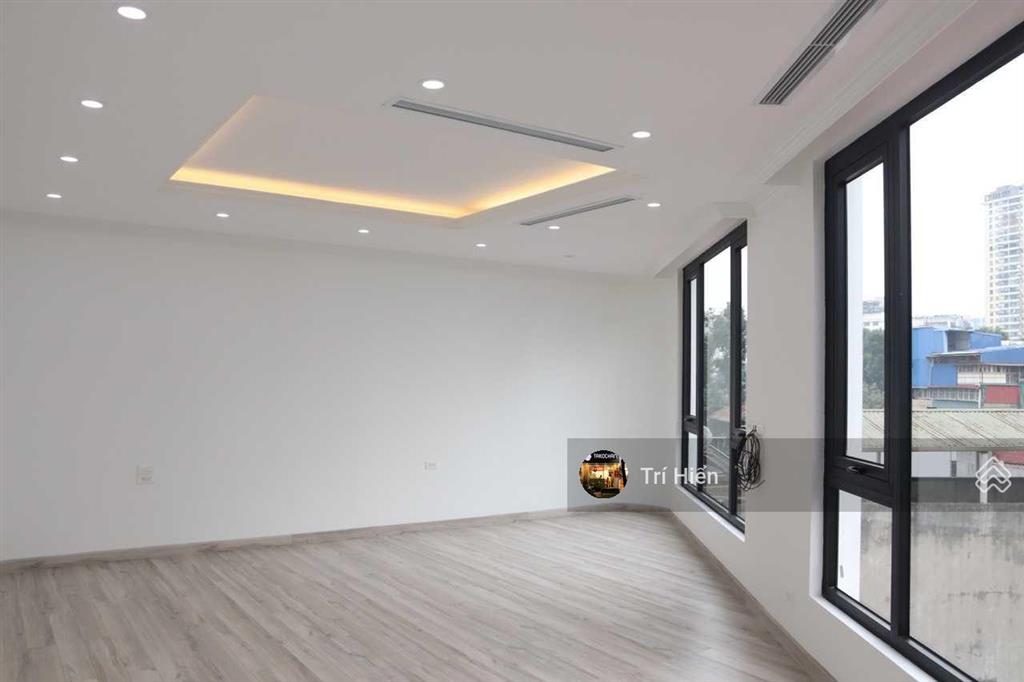 Nhà mới mp lê văn hưu 100m2 x 8,5 tầng, mt 4,5m, thang máy, pccc, nguyên căn, thang máy.
