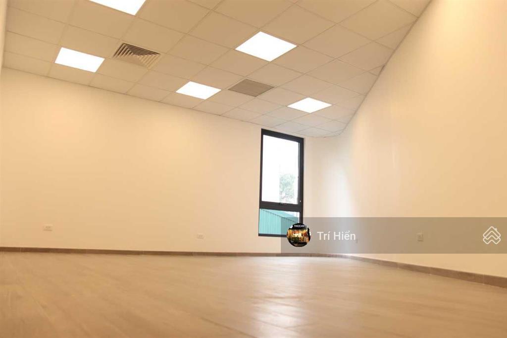 Nhà mới mp lê văn hưu 100m2 x 8,5 tầng, mt 4,5m, thang máy, pccc, nguyên căn, thang máy.