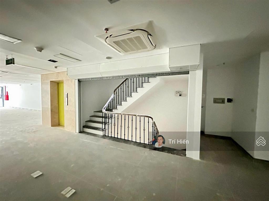 Cho thuê tòa nhà mặt phố châu long 170m2 x 9 tầng, mt 8m, có hầm, pccc, thang máy, nguyên căn