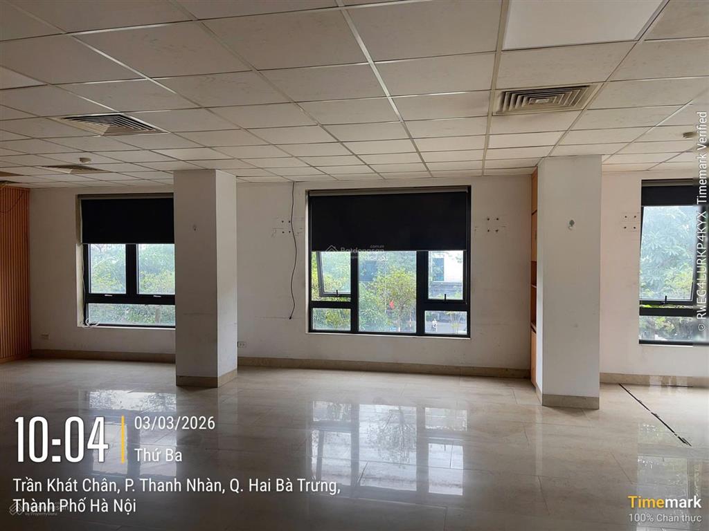 Cho thuê sàn văn phòng mp trần khát chân 130m2, mt 10m, có hầm, thang máy.  0974 557 ***