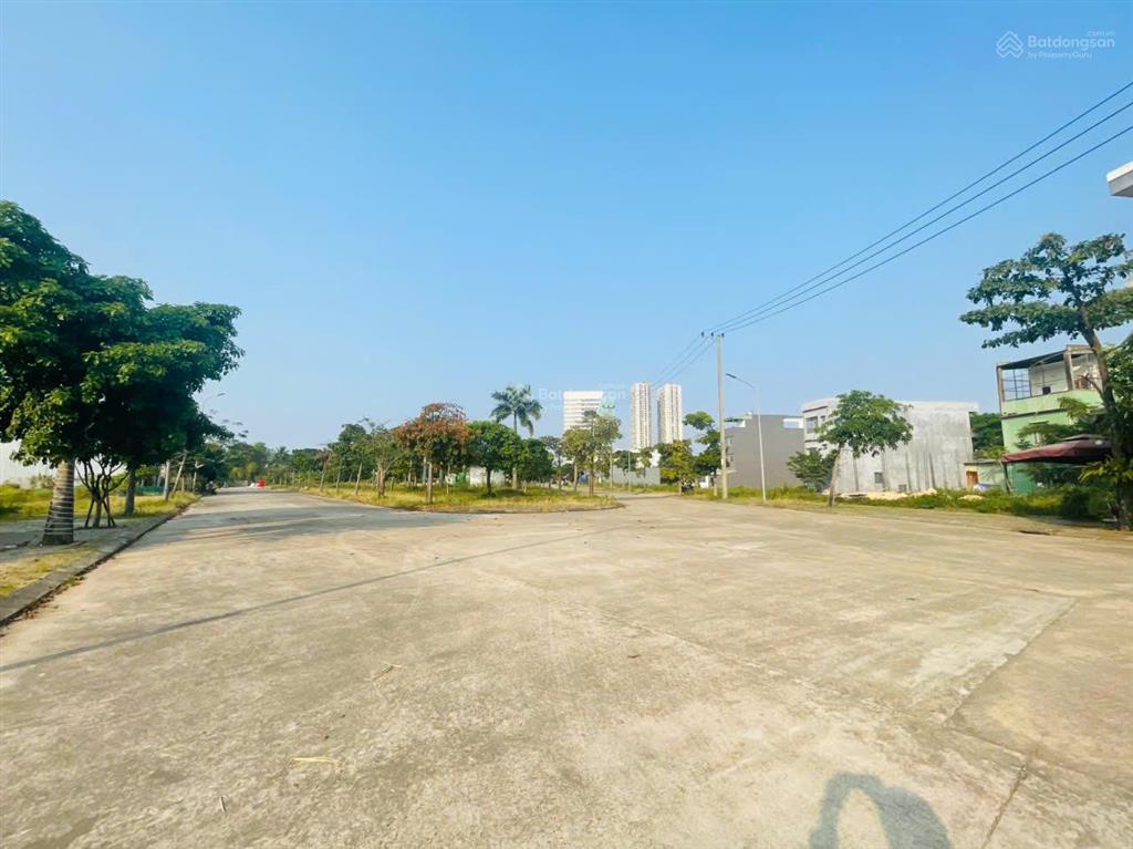 Đường 15m đất đẹp đối lưng nguyễn tất thành nối dài, kẹp lối thoát hiểm 1m bên hông