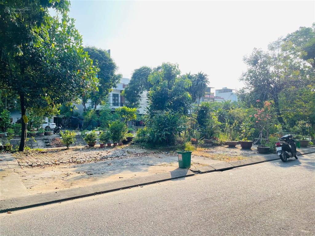 Bán lô đất view kênh chúc động rộng tới 7m không gian sống chill, thoáng mát