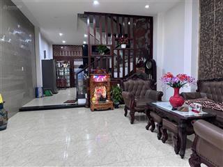 Bán nhà 4 tầng mặt tiền đường nguyễn xí cách biển 700m