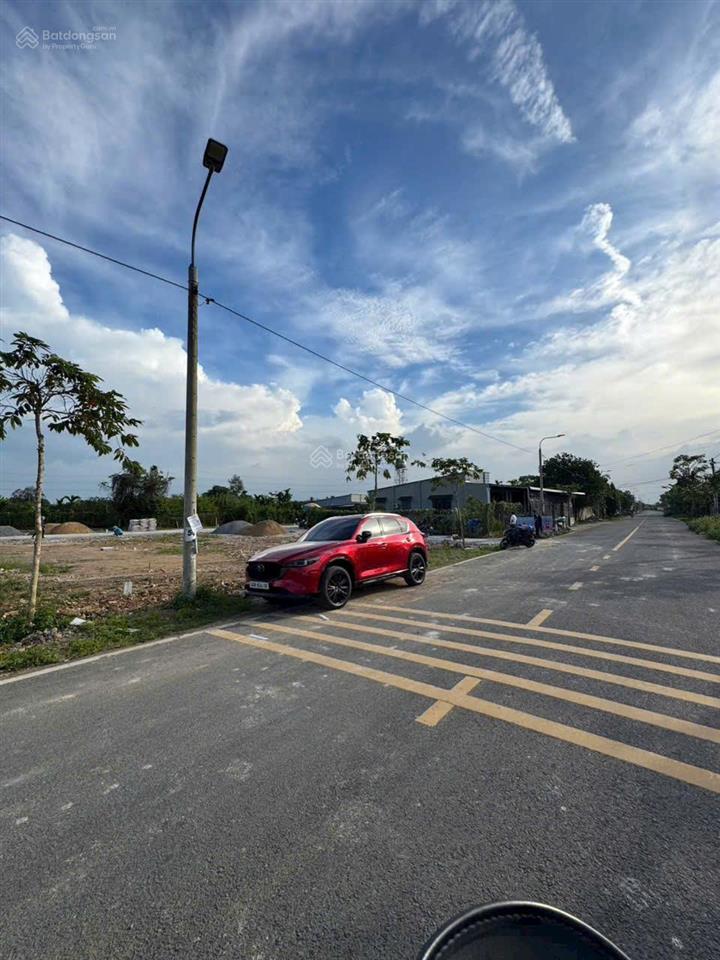 Em cần bán gấp lô góc 3 mặt tiền đường view trực tiếp sông đồng nai