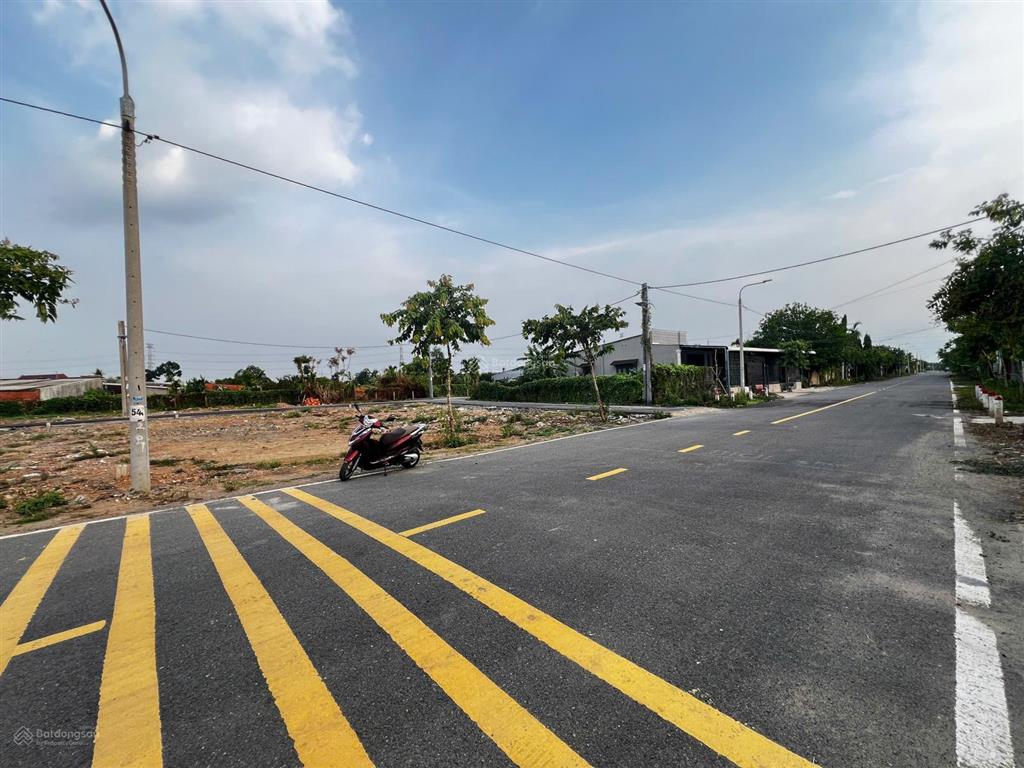 Em cần bán gấp lô góc 3 mặt tiền đường view trực tiếp sông đồng nai