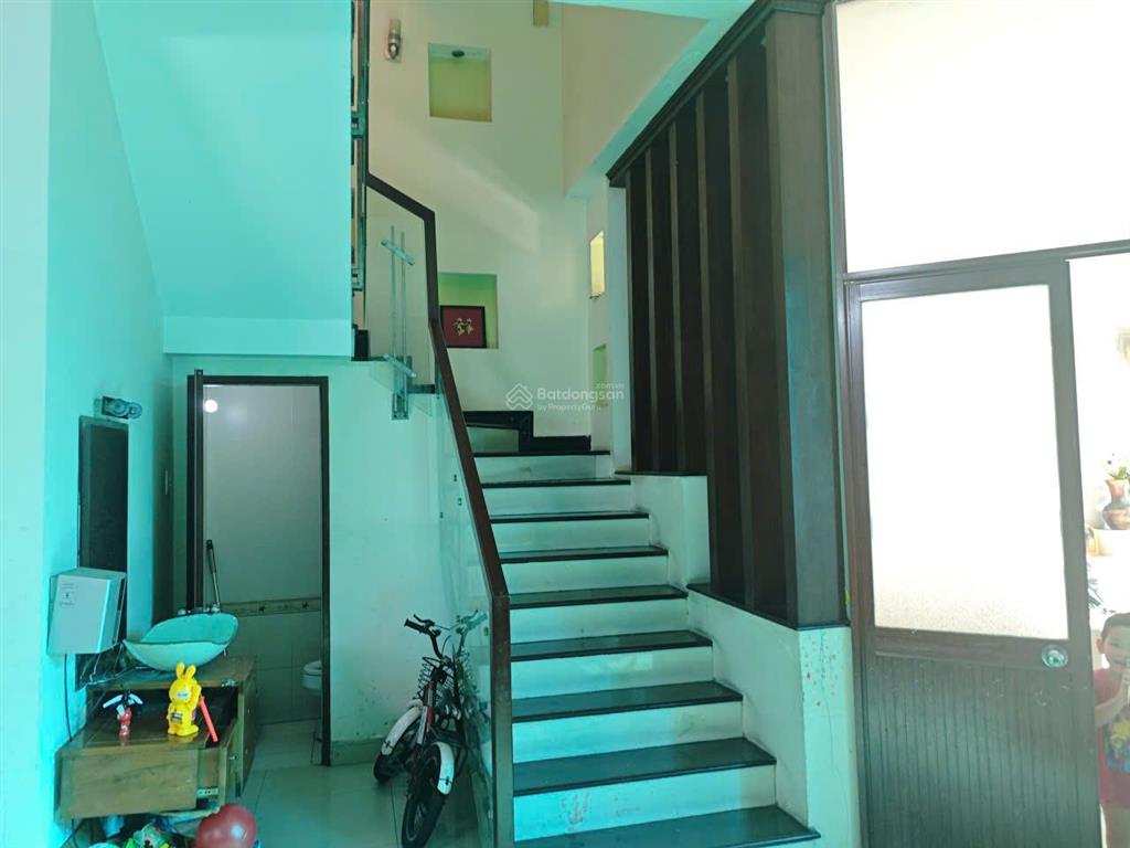 Bán hoặc cho thuê nhà mặt phố dd10, kdc an sương, nguyễn văn quá, 105m2, 3 tầng, 5pn, 4wc