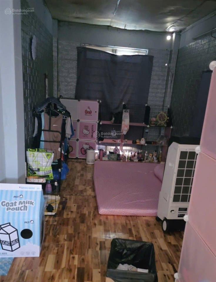 Nhà 3 tầng 888/26 lạc long quân p8 tân bình giá 4 tỷ 350 gần chợ tân bình giáp quận 10 và 11