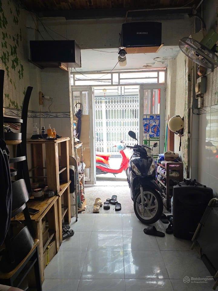 Nhà 3 tầng 888/26 lạc long quân p8 tân bình giá 4 tỷ 350 gần chợ tân bình giáp quận 10 và 11