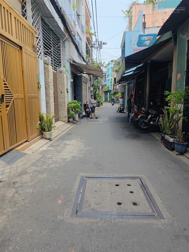 Nhà 3 tầng 888/26 lạc long quân p8 tân bình giá 4 tỷ 350 gần chợ tân bình giáp quận 10 và 11