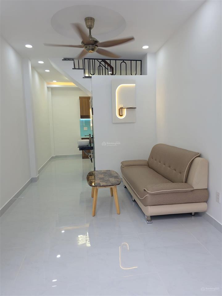 Nhà đẹp 844 lạc long quân p8 tân bình giá 3 ty780 gần chợ tân bình.cách 1 căn ra mặt tiền đường