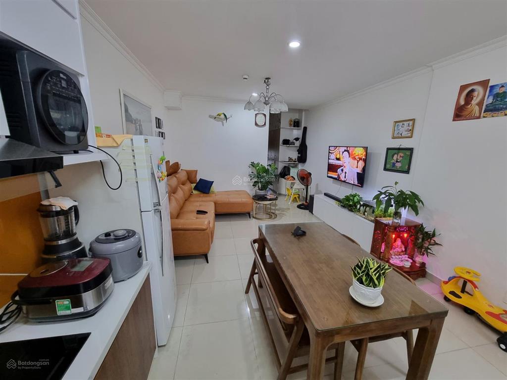 Bán căn 1 pn green town  sổ hồng  2,2 tỷ  view thành phố