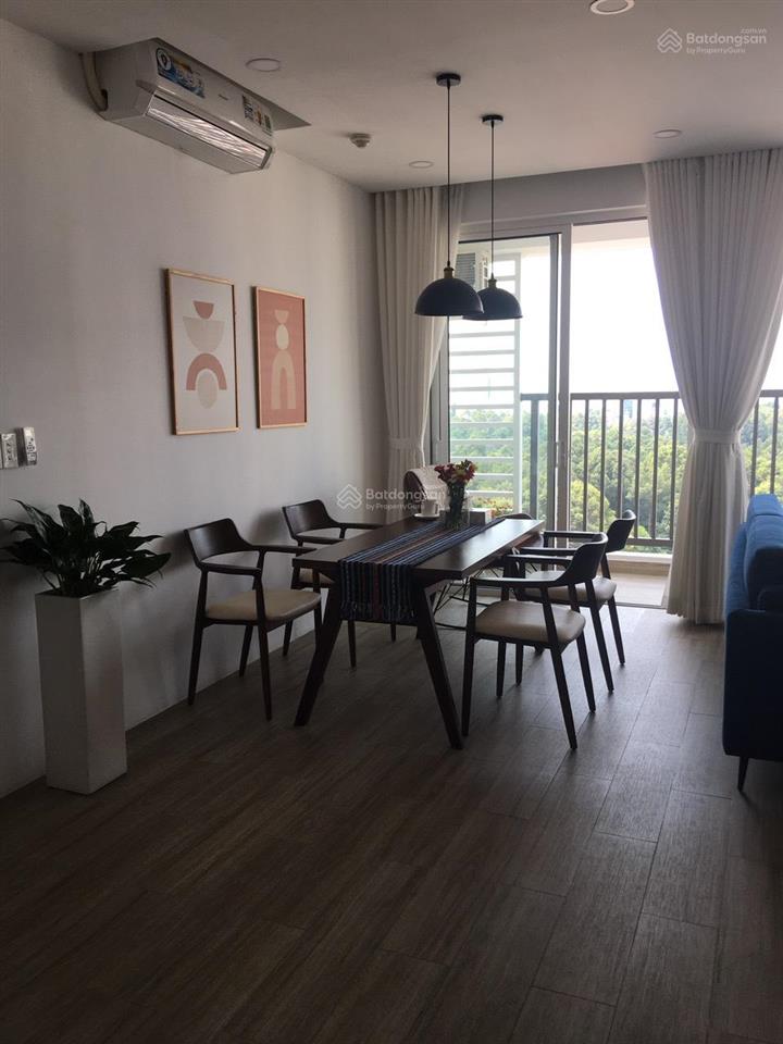 Bán căn hộ chung cư thuận việt, q11, 77m2, 2pn,2wc, căn góc, có sổ hồng