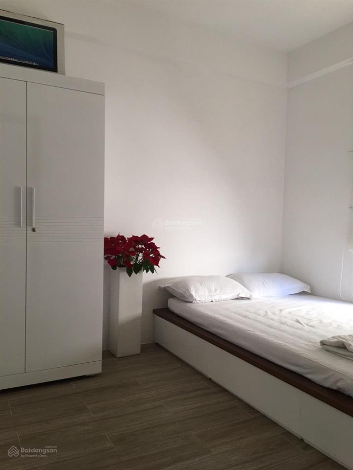 Bán căn hộ chung cư thuận việt, q11, 77m2, 2pn,2wc, căn góc, có sổ hồng