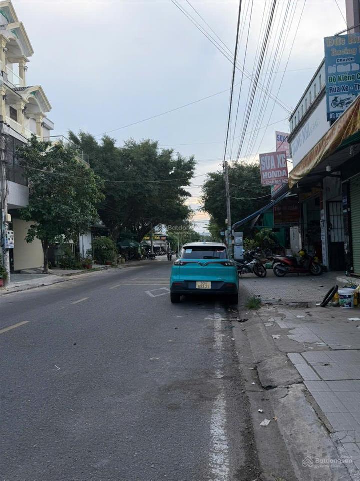Bán nhà nguyên căn kdc việt sing đường na7, 100m², sổ hồng riêng, giá chỉ 5,6 tỷ