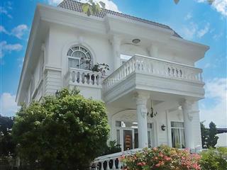 Mt đoàn nguyễn tuấn  bình chánh ngang 40m gần 6910m2 thổ cư chỉ 23tr/m2 gồm 1 vila tặng kèm