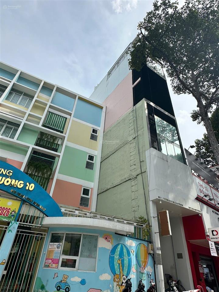 Mặt tiền 3/2. dt 4,27x23m cn 88,3m2. hầm + 8 tầng thang máy, giá 35 tỷ. hđt 128 triệu/tháng