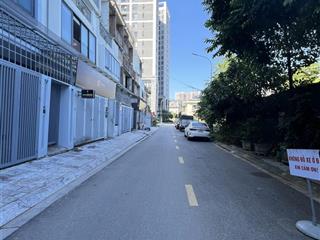 Cho thuê nhà nguyên căn nguyễn cảnh dị 75mx5t, kinh doanh, ô tô tránh đỗ, giá 30 triệu/ tháng