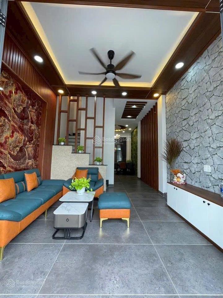 Bán gấp 2mt. trần thủ độ. tân phú. giá 9.2 tỷ